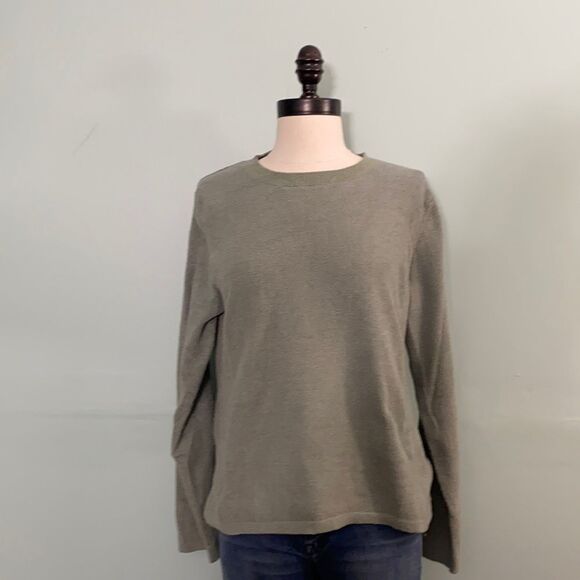 Vintage Soft Seafoam Green Sweater - Picture 1 of 4